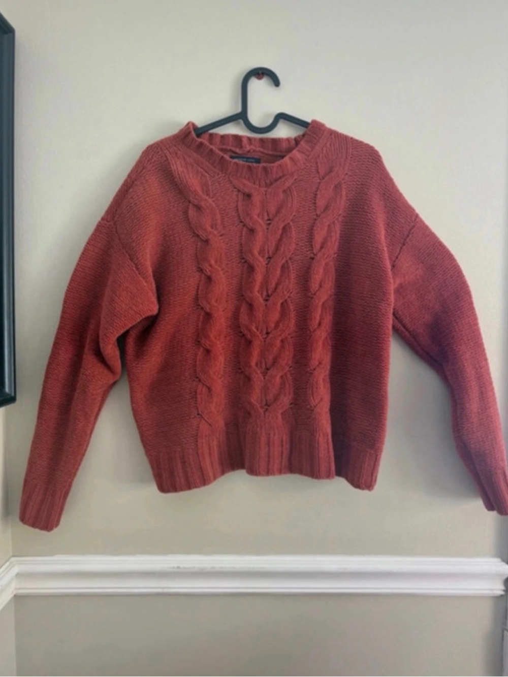 American Eagle Rust Cable Knit Sweater Size S